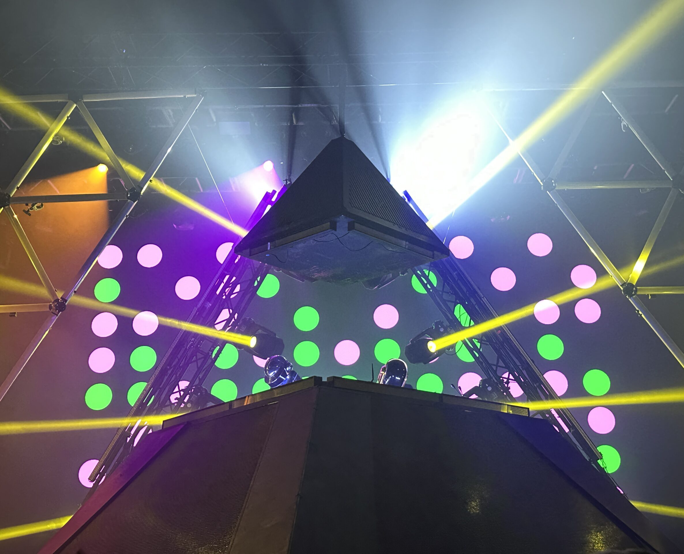 Robot Rock Alive revive el pulso de Daft Punk en Barcelona