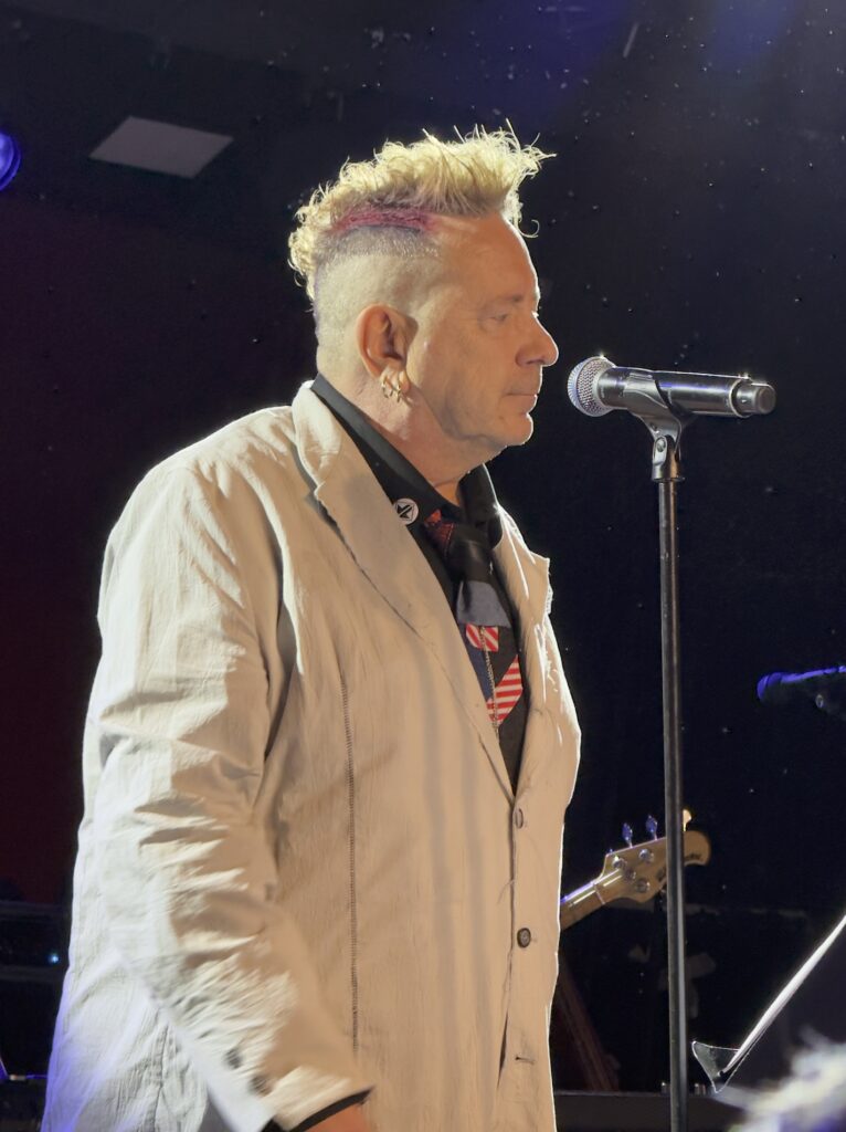 PIL