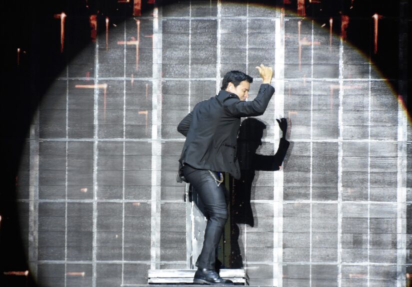 Chayanne en Barcelona: una noche de clásicos, baile y entrega total en el Palau Sant Jordi